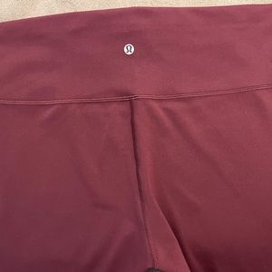 Lululemon Wunder Train High-Rise Tight 28” Burgundy color